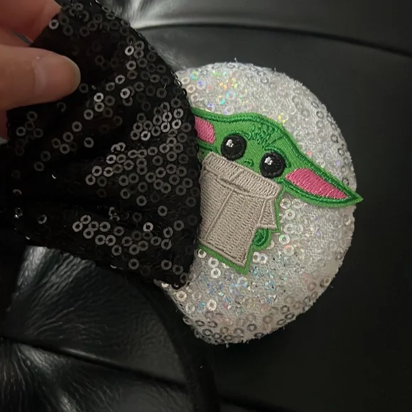 Star Wars Sequin Ears Headband – Darth Vader & Baby Yoda - Picture 7 of 8